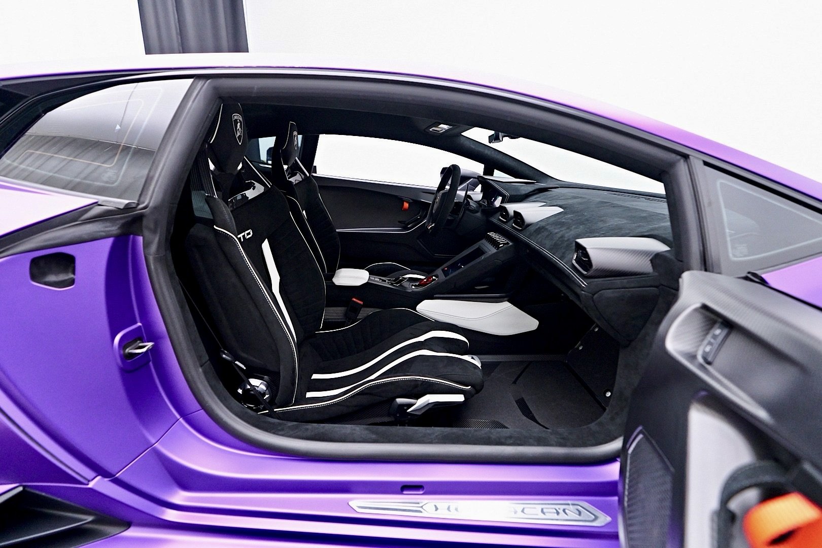 2023 HURACAN STO ZHWUA6ZXXPLA23581 — Davis AutoSports